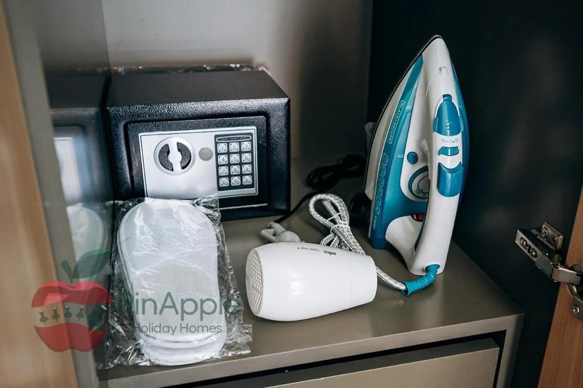 Stylish Studio In Azizi 42 Dubai Apartment