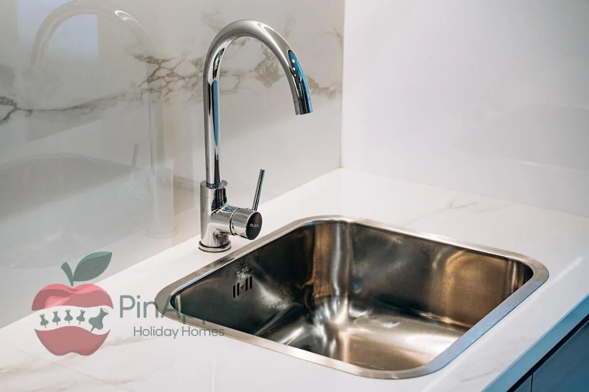 Apartment Stylish Studio In Azizi 42 Dubai United Arab Emirates