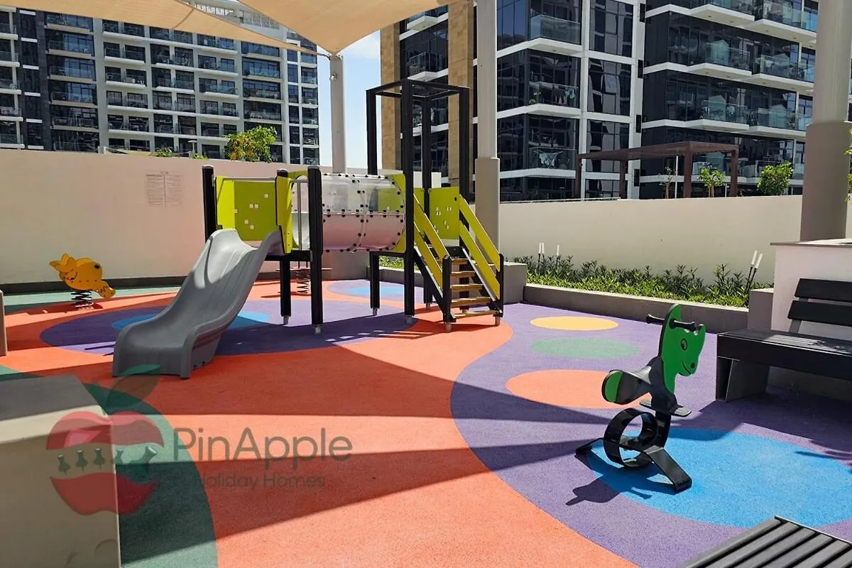 Stylish Studio In Azizi 42 Dubai Apartment