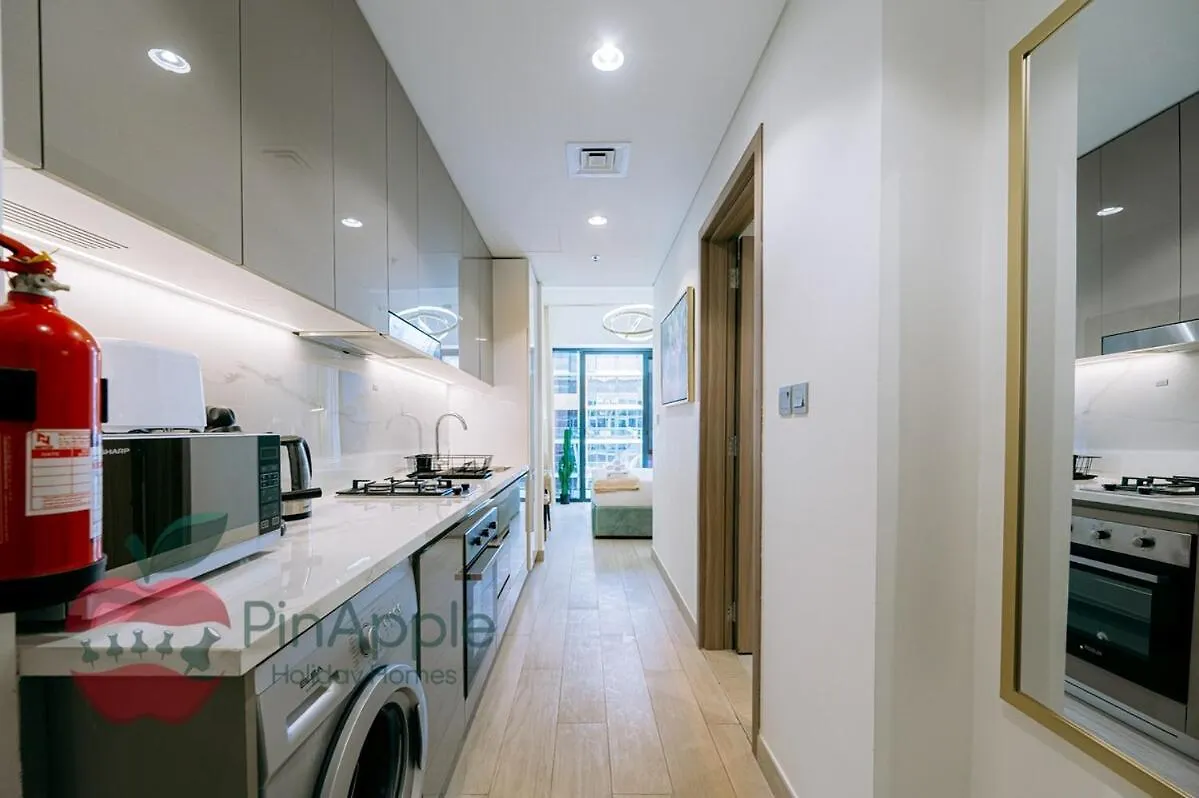 Daire Stylish Studio In Azizi 42 Dubai