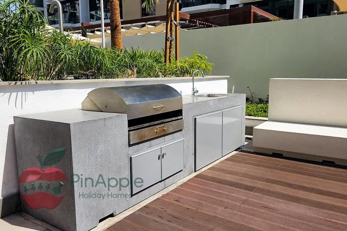 Stylish Studio In Azizi 42 Dubai
