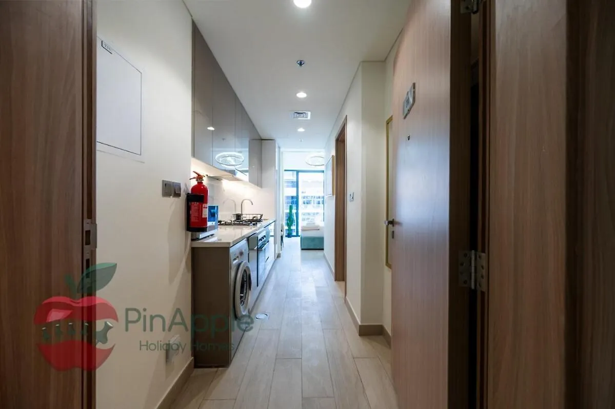 Stylish Studio In Azizi 42 Dubai 0*,
