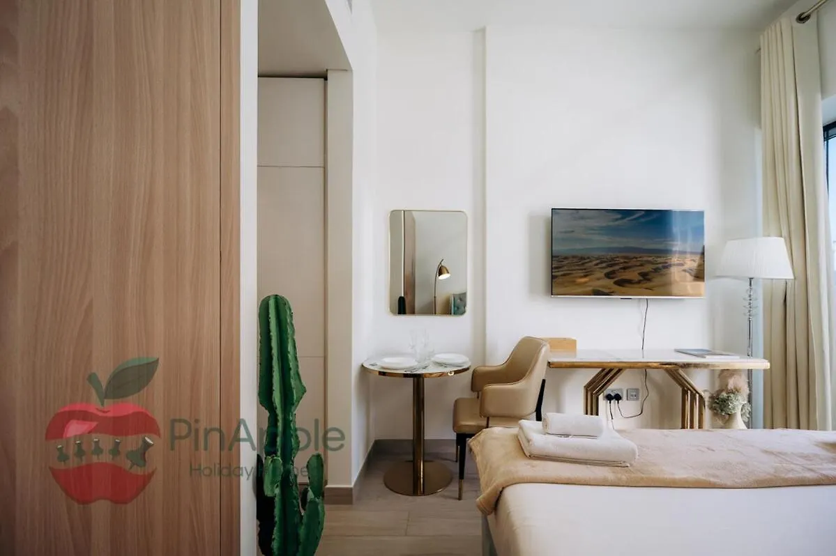 Stylish Studio In Azizi 42 Dubai